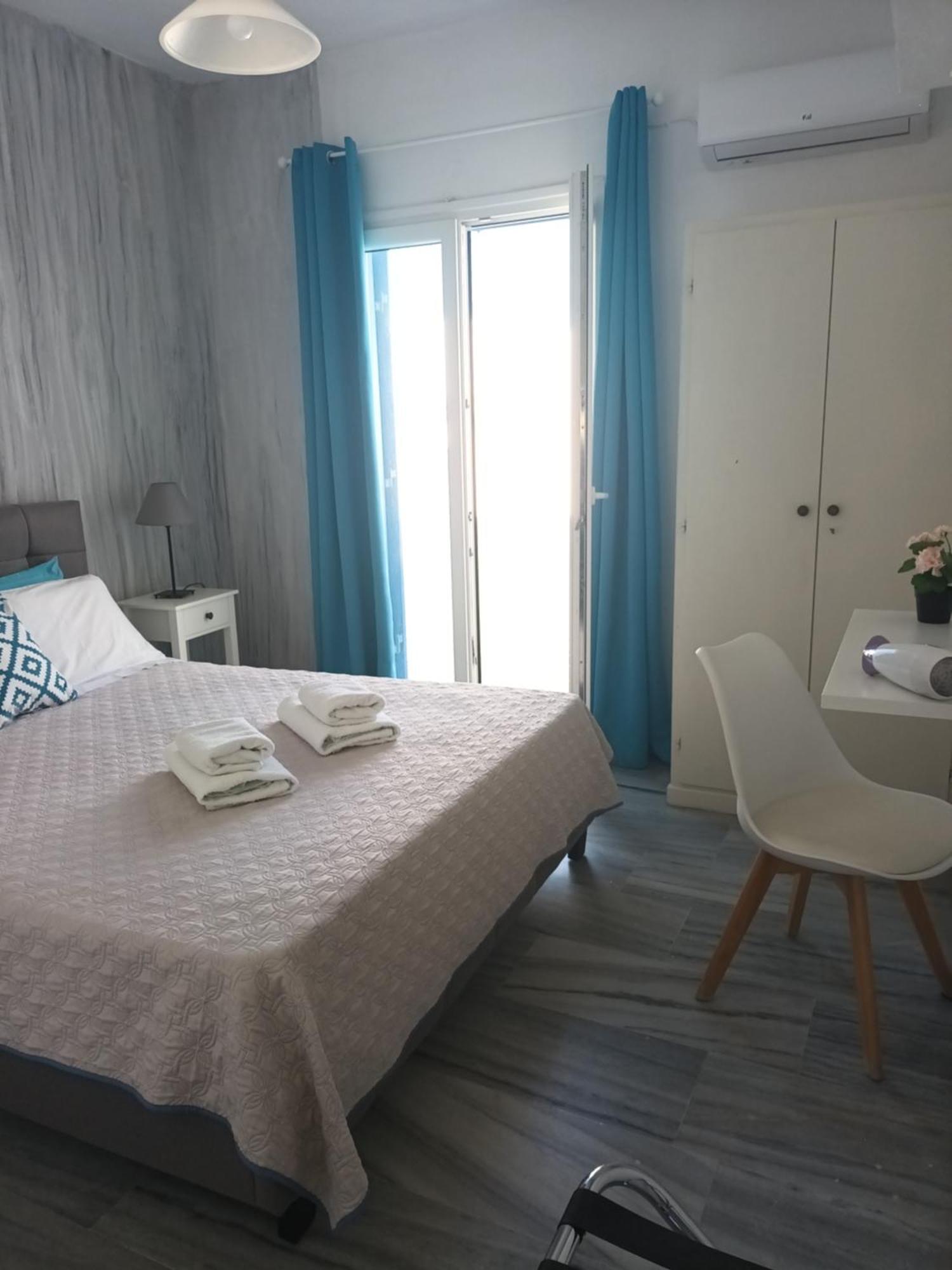 Athina'S Blue Studios Nausa Exteriér fotografie